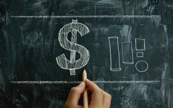 2025网贷进入至暗时刻？黎明前的黑夜更考验投资人的耐心